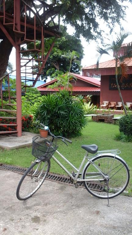 Tamarind Grand Resort Mae Sariang Bagian luar foto
